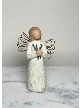 Willow Tree Angel Figurine Holding Greenery, Susan Lordi 2001 Demdaco Angel, Sym